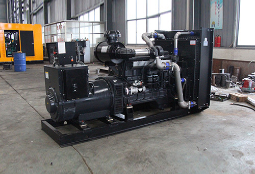 常熟（shú）某設備（bèi）安裝工程公司訂購（gòu）上柴（chái）200kw發電機組一台