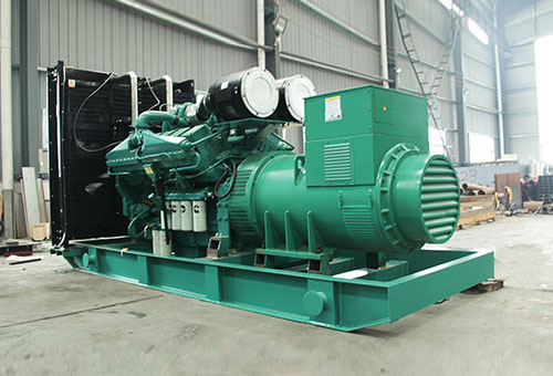 1000kw康明斯柴油發電機組發往蘇州